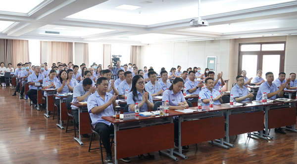 格瑞德集團(tuán)半年工作報(bào)告暨“七一”黨員擴(kuò)大會(huì)議圓滿召開(kāi)