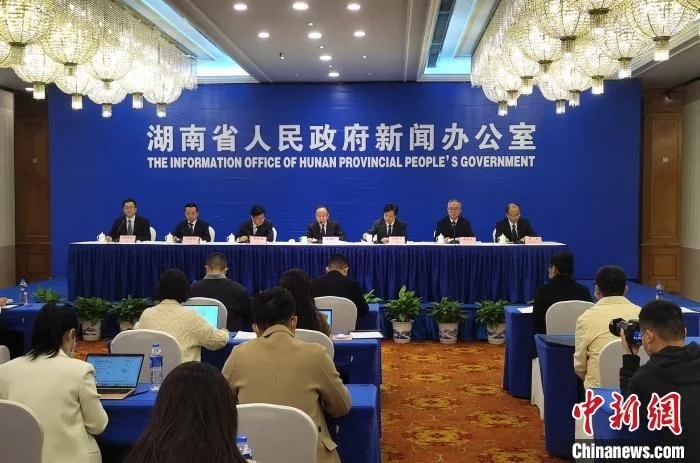 《湖南省工業(yè)領(lǐng)域碳達(dá)峰實(shí)施方案》印發(fā)