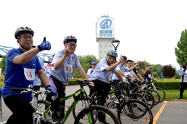 格瑞德騎行大賽火熱開戰(zhàn)　多家媒體競相報(bào)道